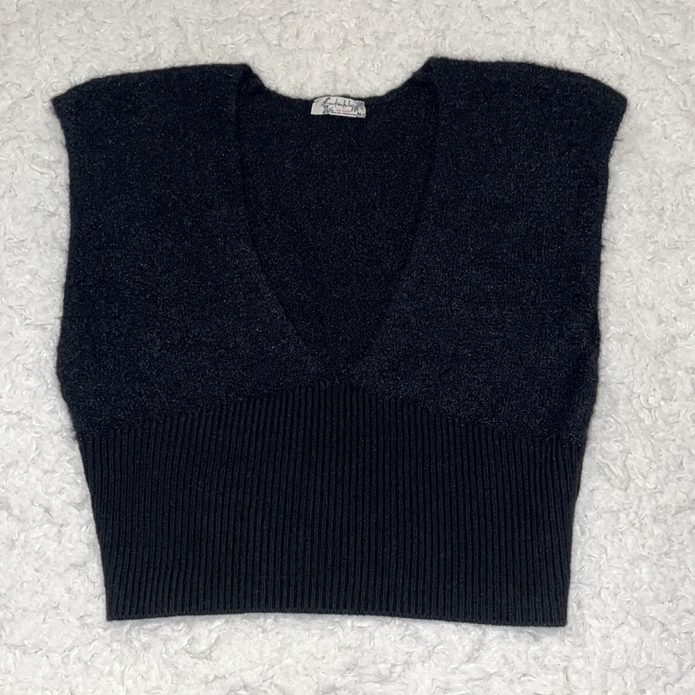 Free People black fuzzy plunging V top - Picture 1 of 4